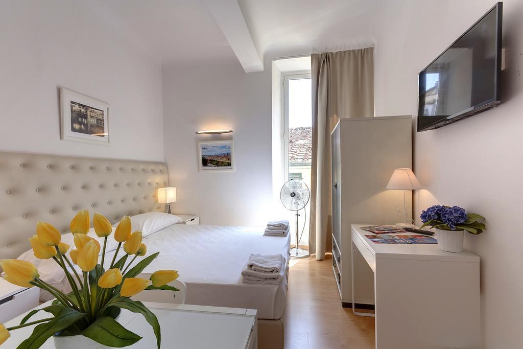 Residenza Castellani Apartment ฟลอเรนซ์ ภายนอก รูปภาพ